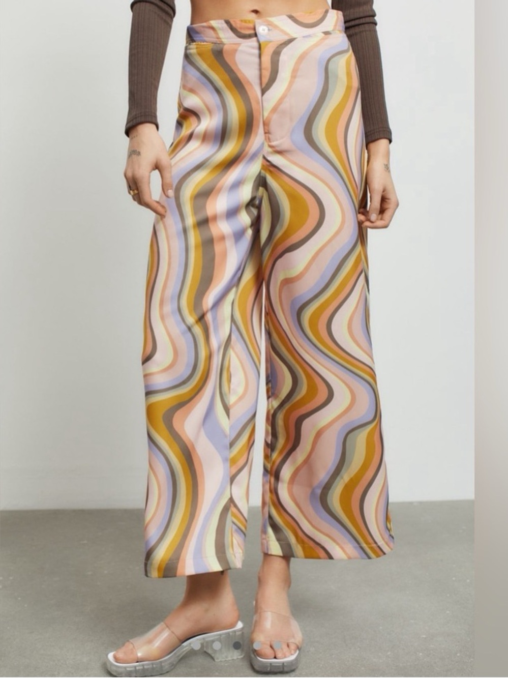 Urban Outfitter UO Olympia Size M Printed Pants Silky Funky Retro Hi Rise